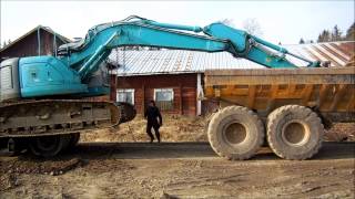 Kobelco transport med Kockum dumper och dolly