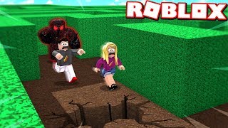 Roblox Escape The Beasts New House With My Wife Flee The Facility