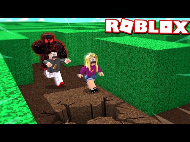 Roblox Escape The Beast S New House With My Wife Flee The