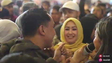 MIDUA CINTA ( LANGLAYANGAN) SULE. COVER ADE ASTRID MEDLEY W / GERENGSENG TEAM.