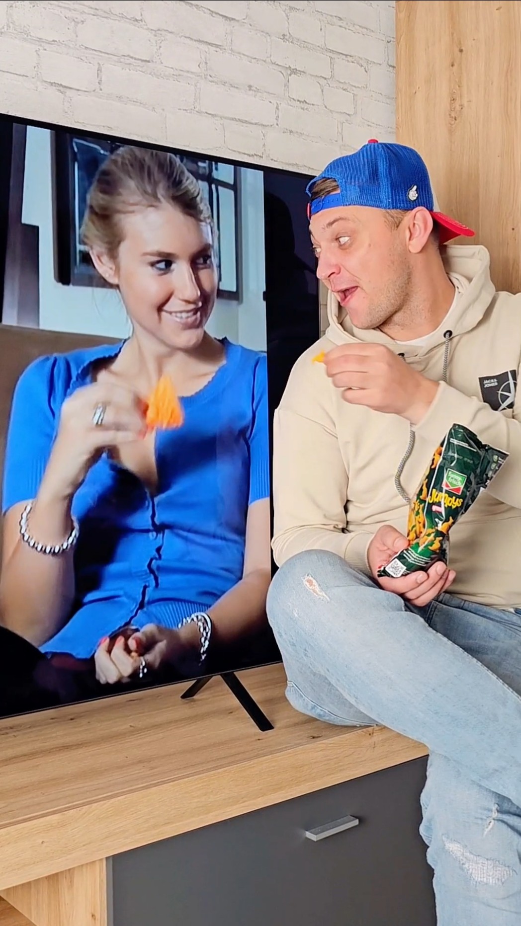 first date ? nice scene ?
