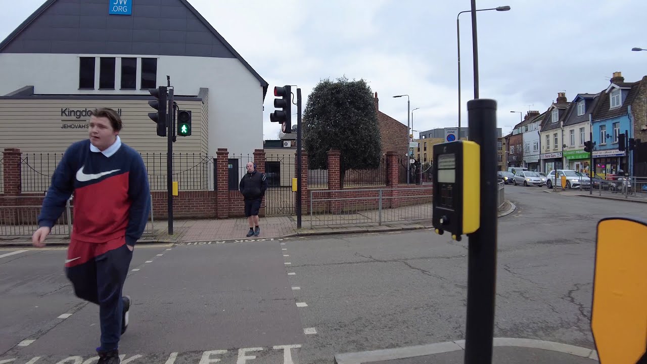 Walking around Summerstown, Plough Lane, Haydons Road, 2021 Lockdown