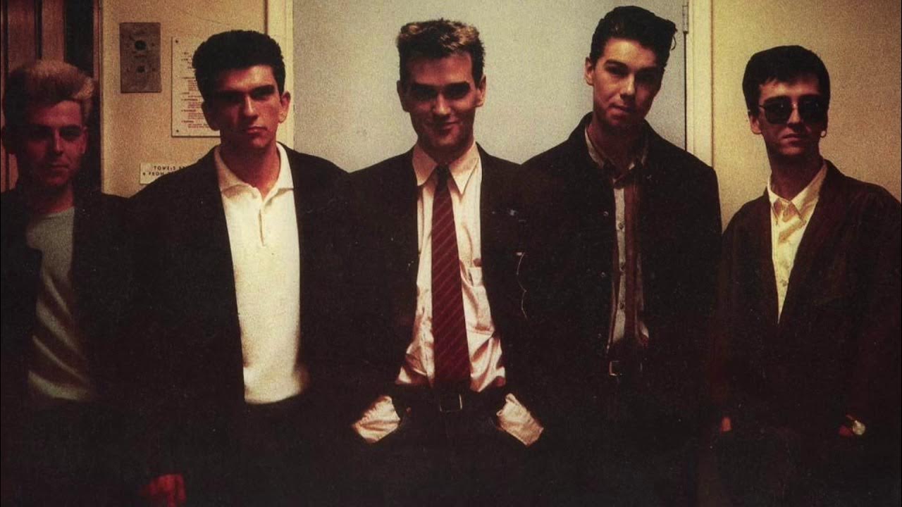 The smiths басист. Smiths uk. The smiths постер. группа the smiths. Smiths uk.