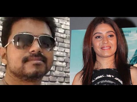 Vijay Sings Selfie Pulla Songwith Sunidhi Chauhanfor Kaththi!