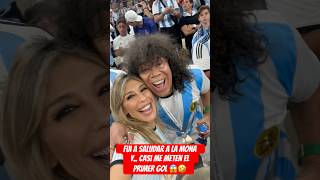 La Mona Estaba Cariñosa