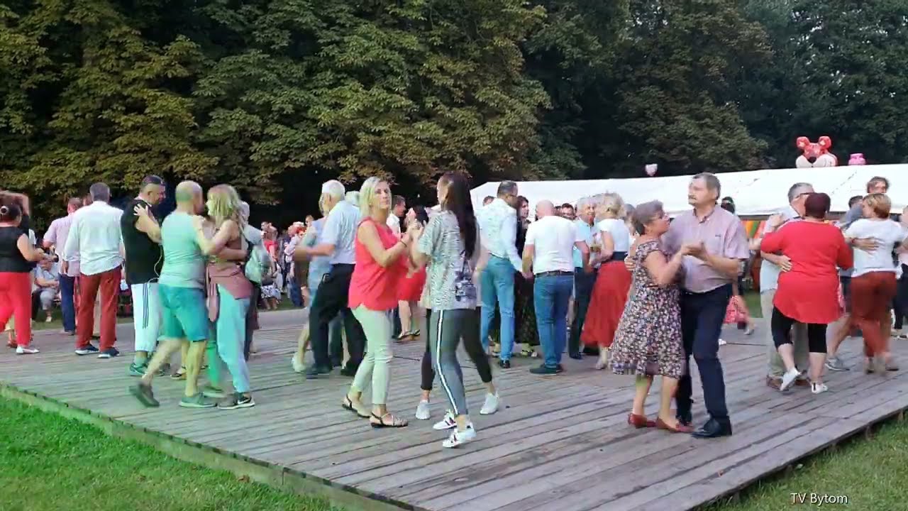 Tańcz Tańcz Moja Miła Tańcz Gdy Muzyczka Gra