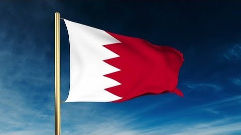 4K Bahrain flag slider style. Waving in the win with cloud background animation Stock video