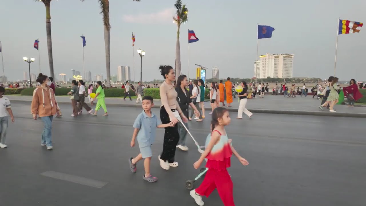 Amazing ! The REAL Taste of CAMBODIAN Street Food  Street Food Collection #150