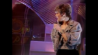 Hazell Dean  -  Who's Leaving Who  - TOTP  - 1988 [Remastered]