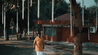 Golden Hour Glow: Man in Traditional Attire 4k 50mm 1.2 screenshot 5