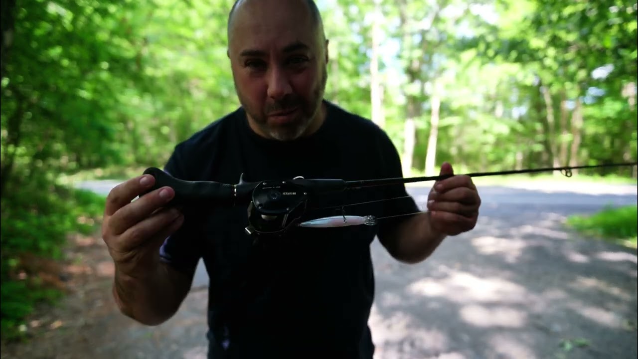 Bass Fishing with my Fathers 1979 Daiwa Procaster PL1500 and 5'6 Pistol Grip Rod