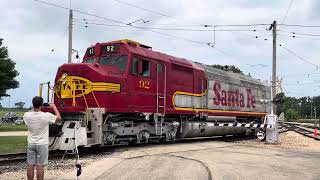 Atsf 92 Pasa Por El Cruce Ferroviario De La Puerta A