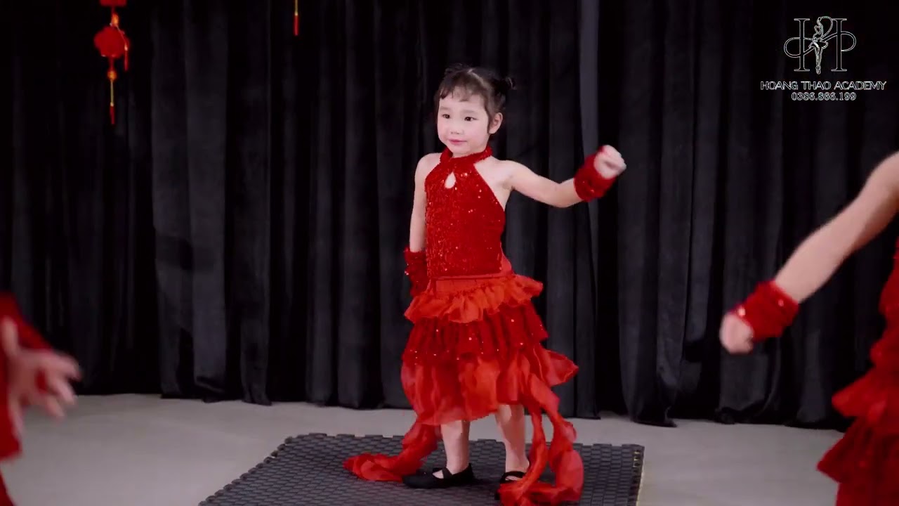 Nhảy: Tết đong đầy - Chào Xuân 2026 | Hoàng Thảo Academy