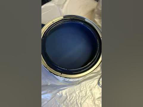 Why does my black Rustoleum chalkboard paint look blue? 