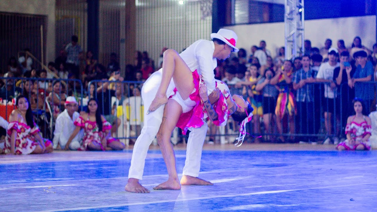 Apresentação da SEDUÇÃO DO BOTO - Escola Diocesana São Francisco