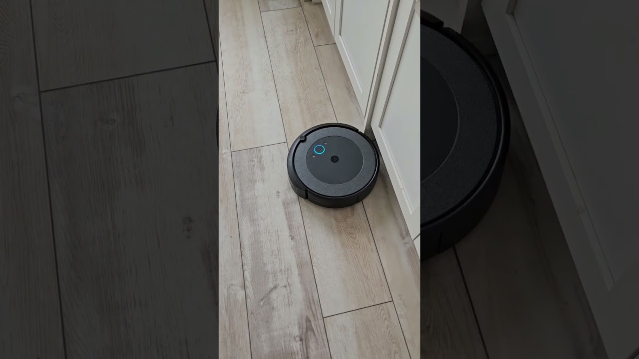 iRobot Roomba i3