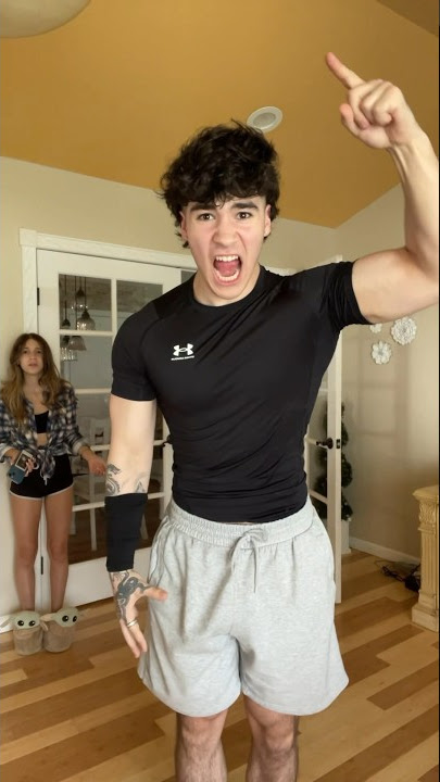 She’s terrified of me… 🤣 #shorts