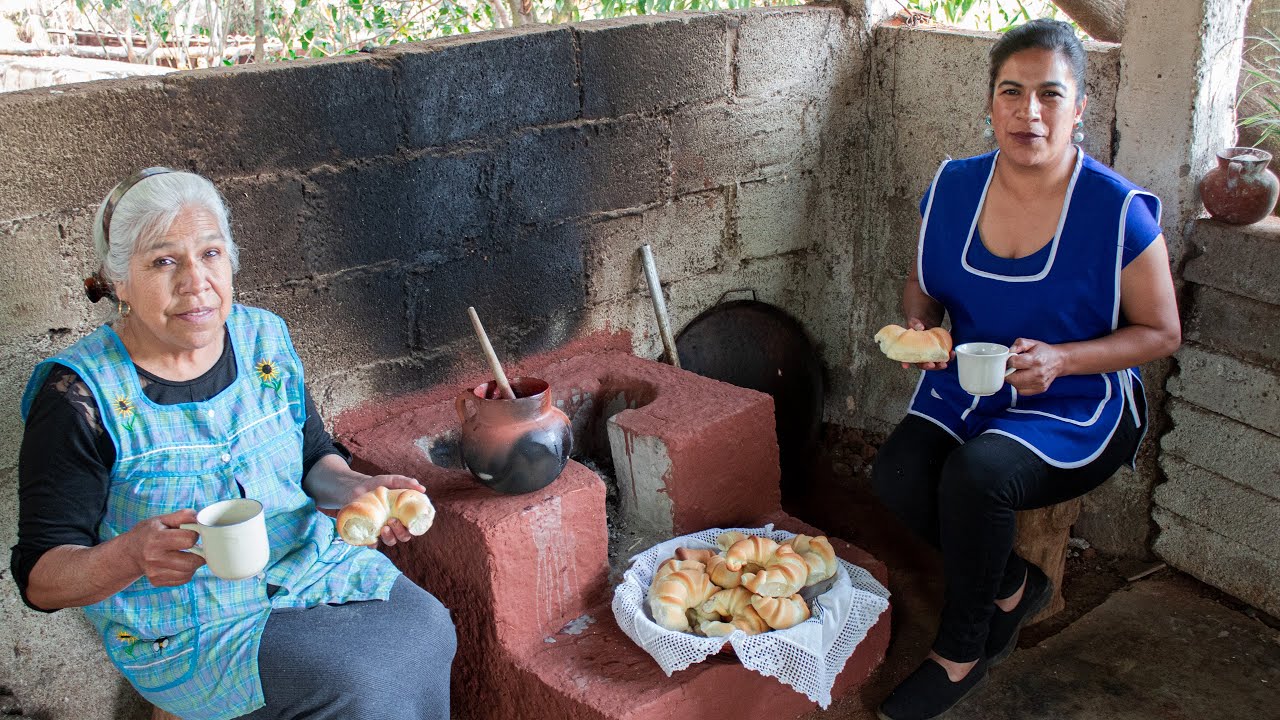 CUERNITOS PAN DE SAL y CHOCOLATE Así se Cocina en el Rancho