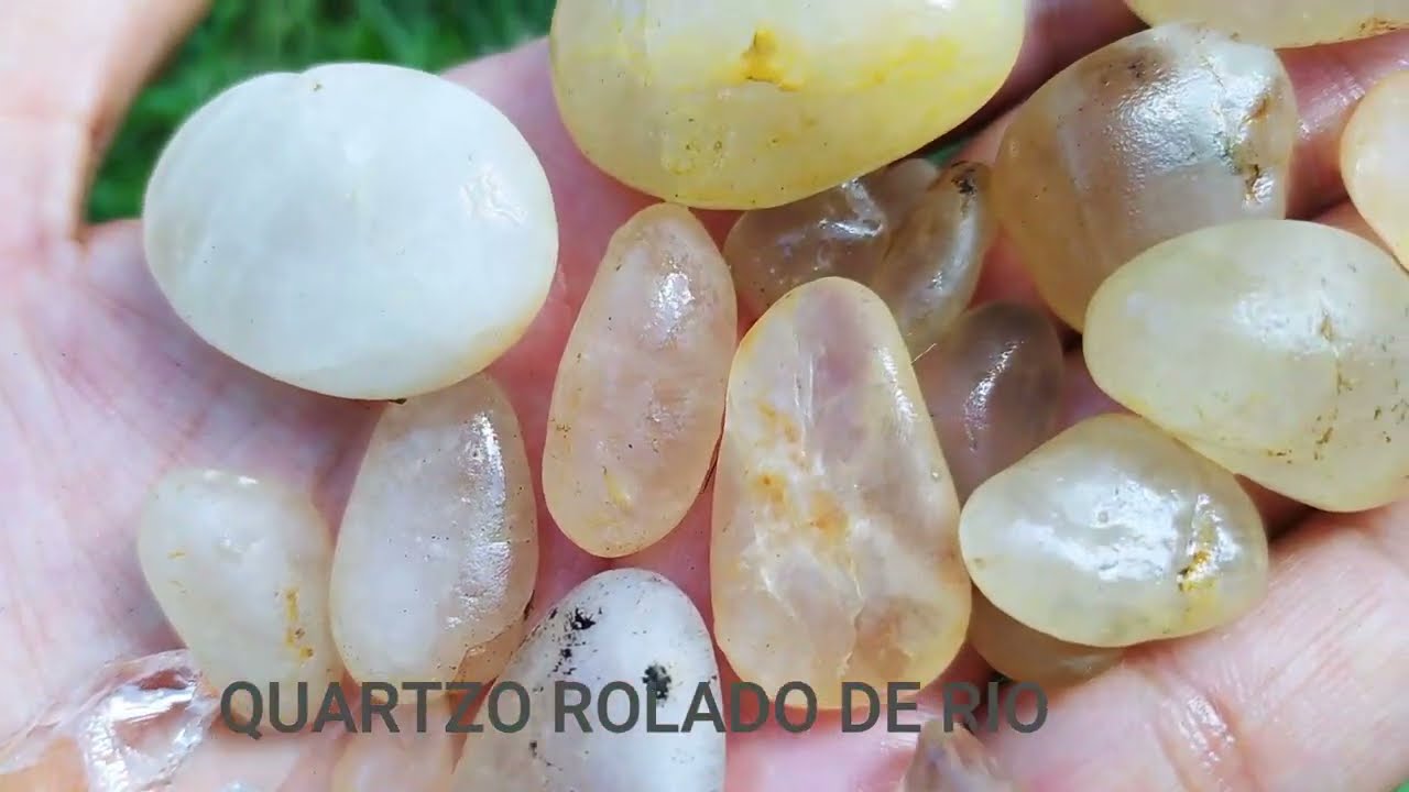 CRISTAL DE QUARTZO identifique nas suas pedras de rio