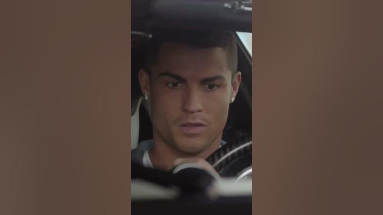 Ronaldo jette son fils par dessus le toît