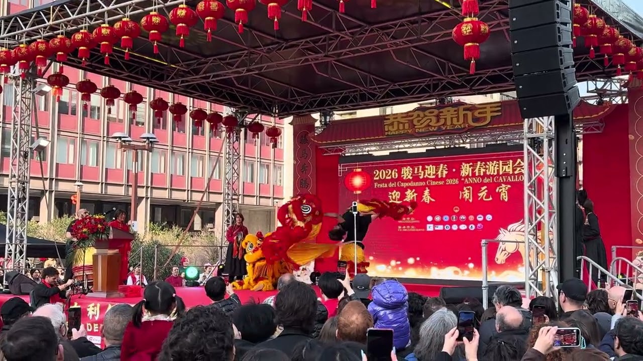 Balli e Danze dei Draghi cinesi per il capodanno Cinese | IPHONE 14 PRO | 4K 60P