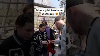 Monte spendiert Zuschauer Essen!
