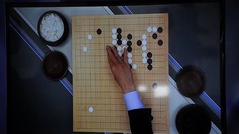 Computer draws first blood in clash with Go grandmaster