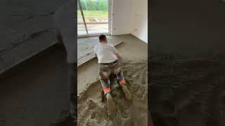 La manera más fácil para nivelar el piso de una casa 👌🏡 #construction #skills #usa #mexico