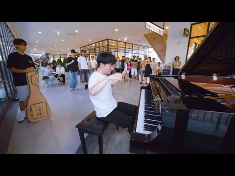 백화점 방문객들을 놀라게 한 난곡 "프리덤 다이브(FREEDOM DiVE)" 미친 피아노 속주 ㄷㄷ