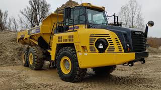 Komatsu Dumper HM 300 at work