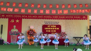 Múa: Món quà tặng cô. Lớp 1A Trường Tiểu học Tiên Phong. NH:2025-2026