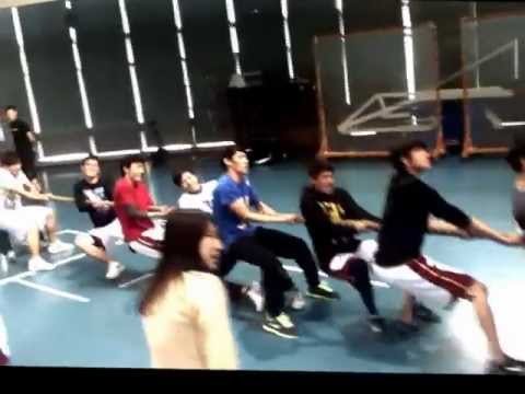 2012年 運健系拔河比賽男子組 初賽.wmv