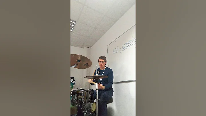 Neil Bullock- Drum solo- Funk, improvisation.