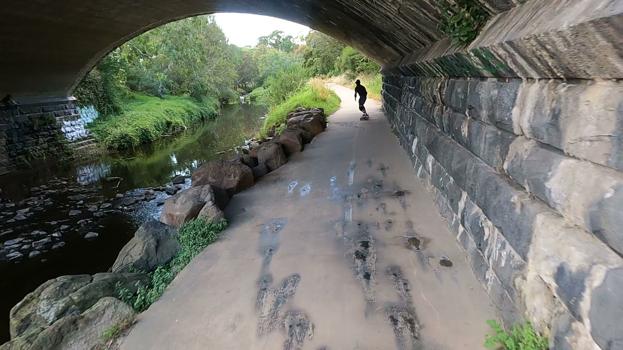 Merri Creek trail - AMPDBROS Vortex eskate ride