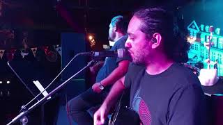 Martes Acústico con Alex Vozz