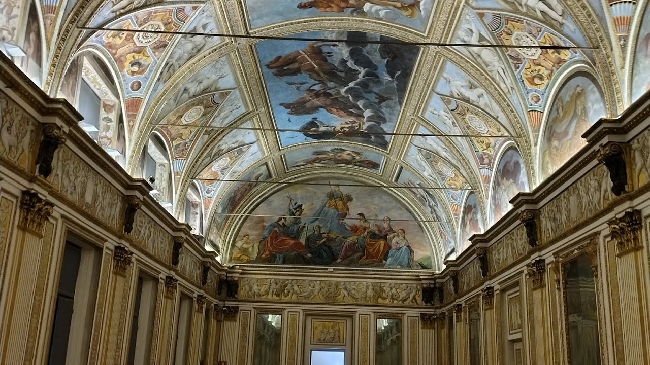 PALAZZO DUCALE Mantua: Inside the Gonzaga's "City-Palace" | Italy Travel Guide  