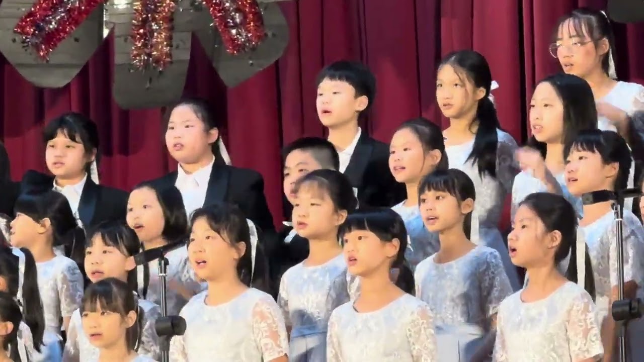 關東國小合唱團- Feliz Navidad 