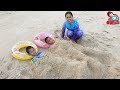 น้องบีม | เล่นทรายเจอปูในน้ำทะเล เที่ยวเพชรบุรี ลองบีช ชะอำ
