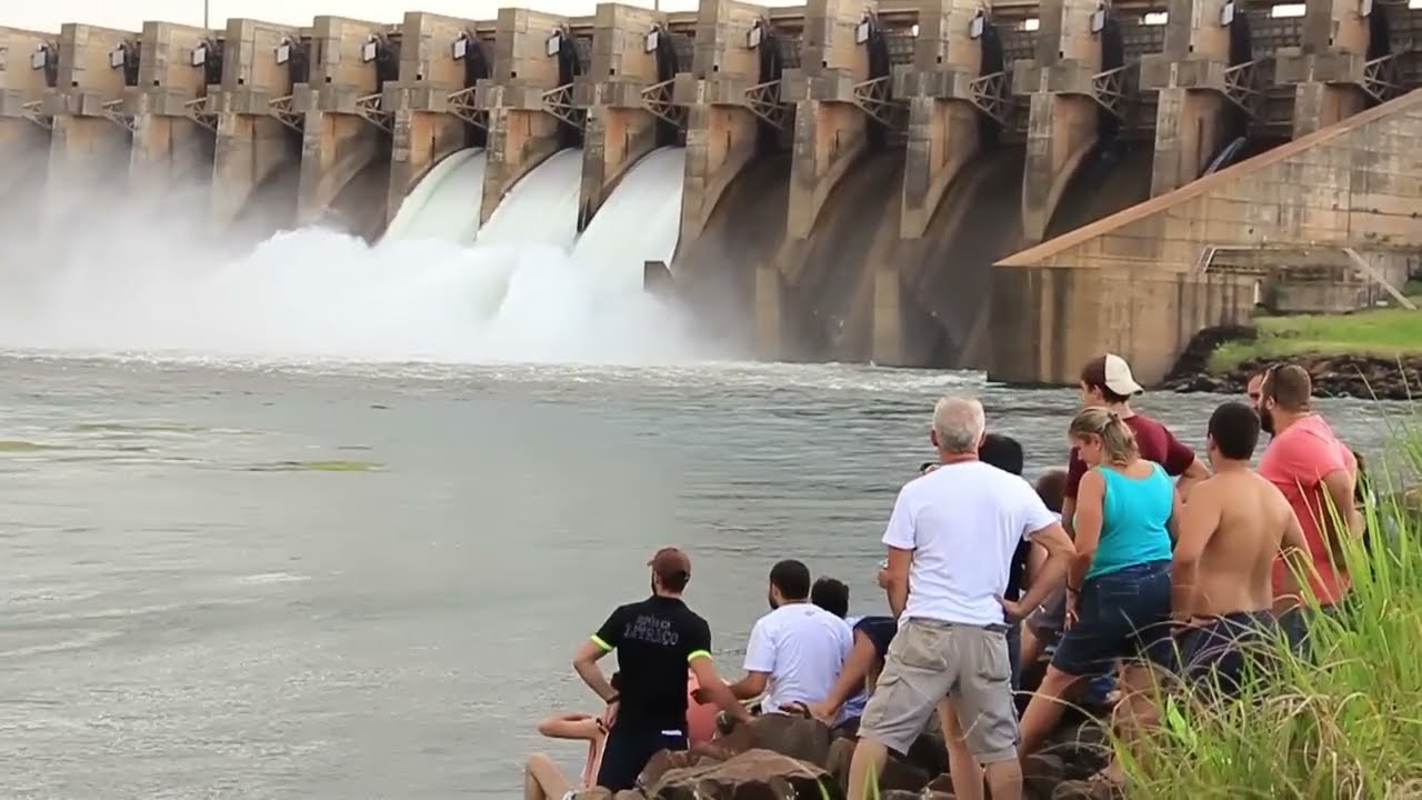 Usina Hidrelétrica Ilha Solteira abrindo comportas Ilha News YouTube Usina Hidrelétrica Ilha Solteira abrindo comportas Ilha News YouTube