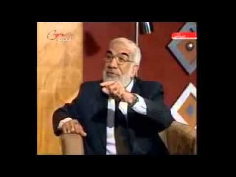 بل الانسان على نفسه بصيرة ولو ألقى معاذيره