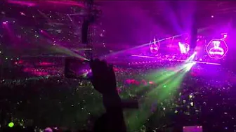 Coldplay - Paradise (Live In São Paulo) Coldplay - Paradise (Live In São Paulo)
