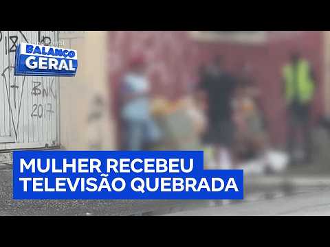 Balanço Camera: Delivery workers caught throwing packages ordered online