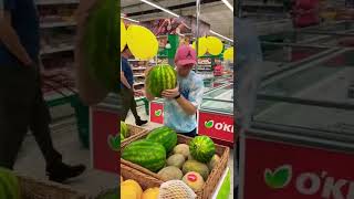 life hack in the store 😂👌#shorts