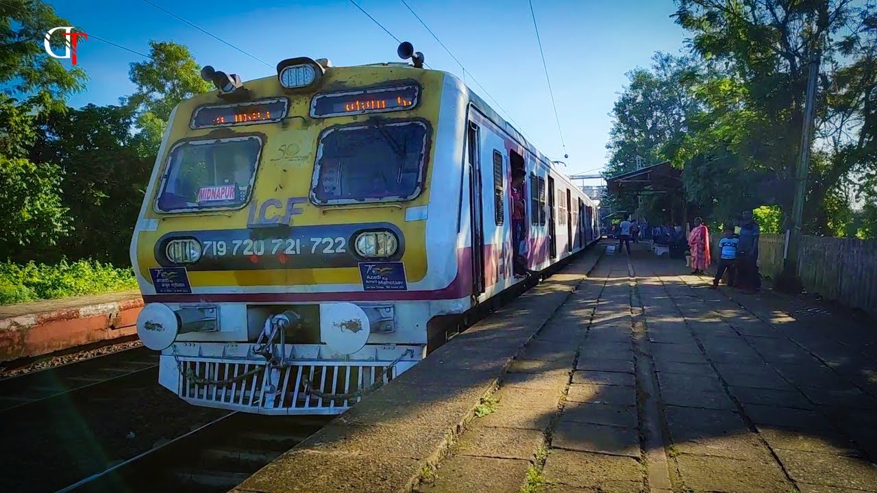 medinipur-howrah-local-emu-train-speedly-crossing-the-khirai-station