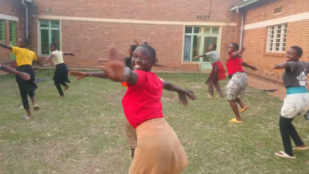 Mga agashya mungamba