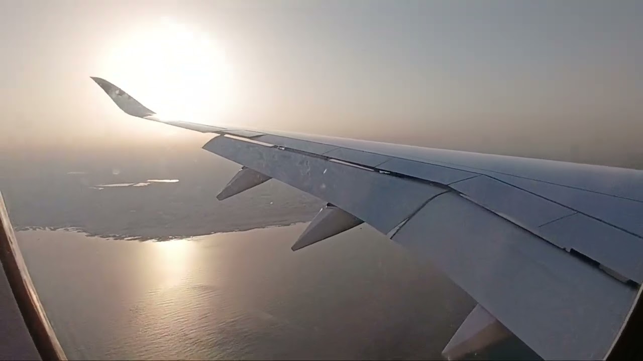 View ng Qatar habang pa landing