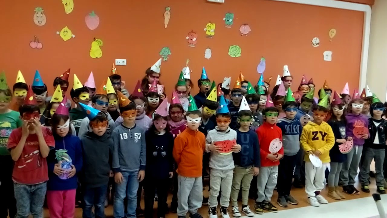 Heróis da fruta 2017/2018 "turmas C3,C4 é C5" de Á-dos-Loucos