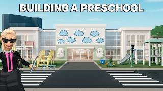 I BUILT A PRESCHOOL Using THE NEW UPDATE ITMES In BLOXBURG