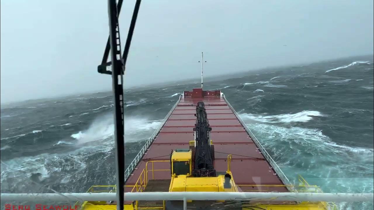 Шторм 9 баллов видео. Море шторм. Шторм 9 баллов. Норвежское море в шторм. Шторм на море 8 баллов.
