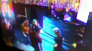 Hilarious Dubstep Dancing at bar